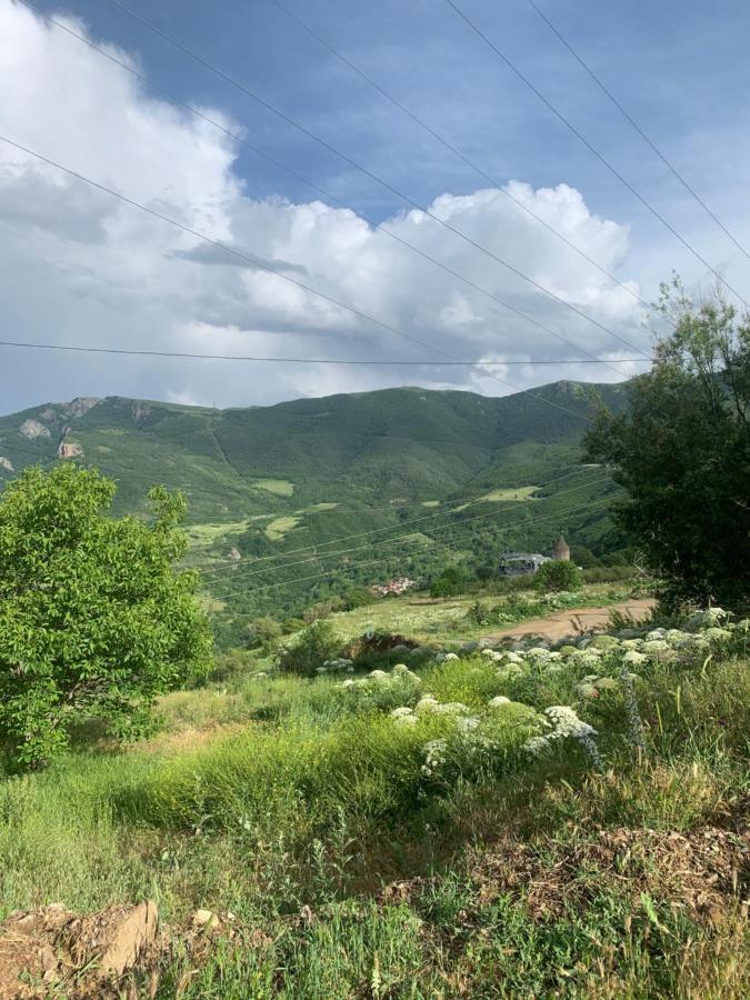 Ksenya B&B Татев Екстериор снимка